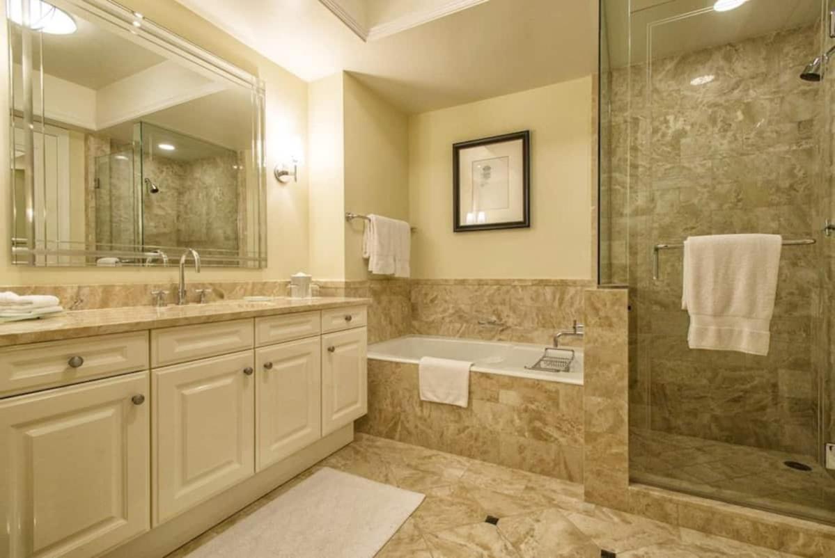 Private Condo Hotel At Four Seasons Brickell 마이애미 외부 사진